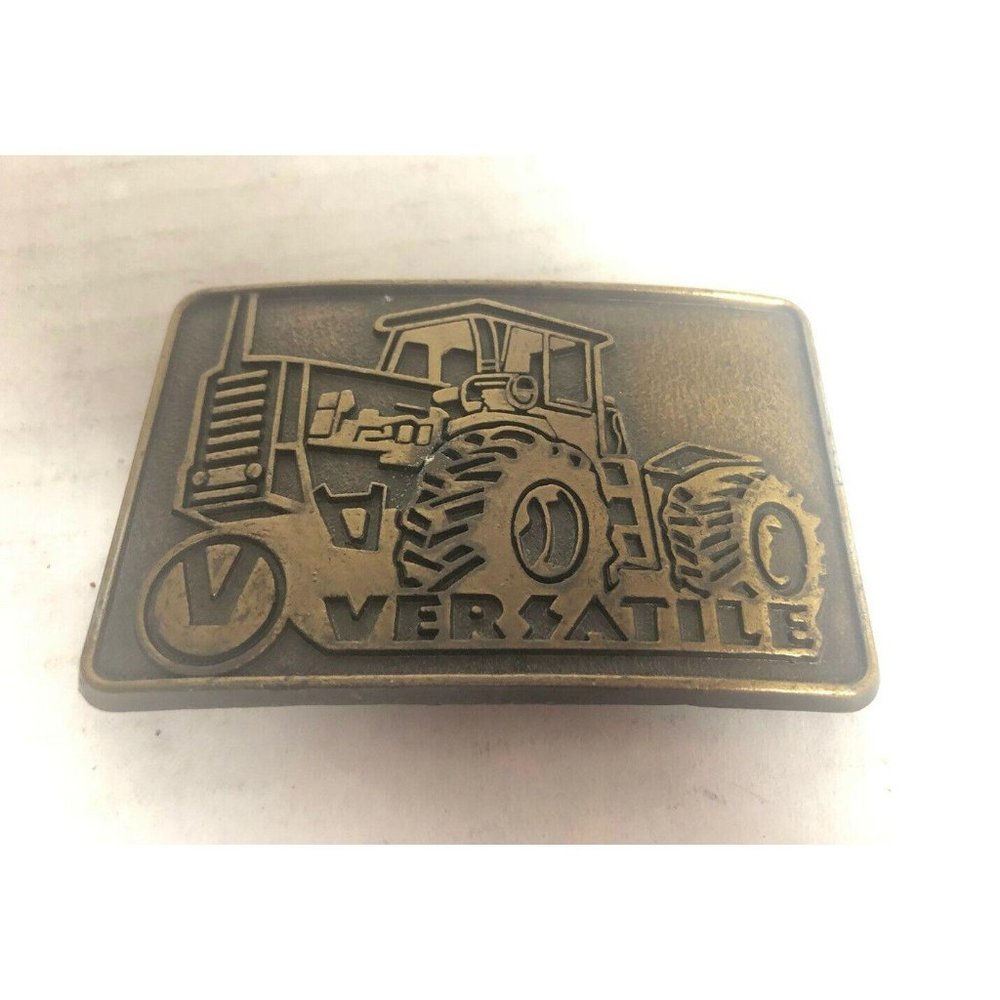 Versatile 4WD Tractor Belt Buckle